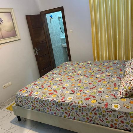 Shortlets In Cotonou Apartment Ngoại thất bức ảnh